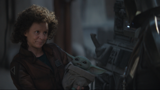 <i>The Mandalorian </i>makes a pit stop under the twin suns of Tatooine